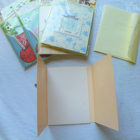 5 Greeting Photo Cards 4x6 Holds 8 Pictures - Picture 3 of 7